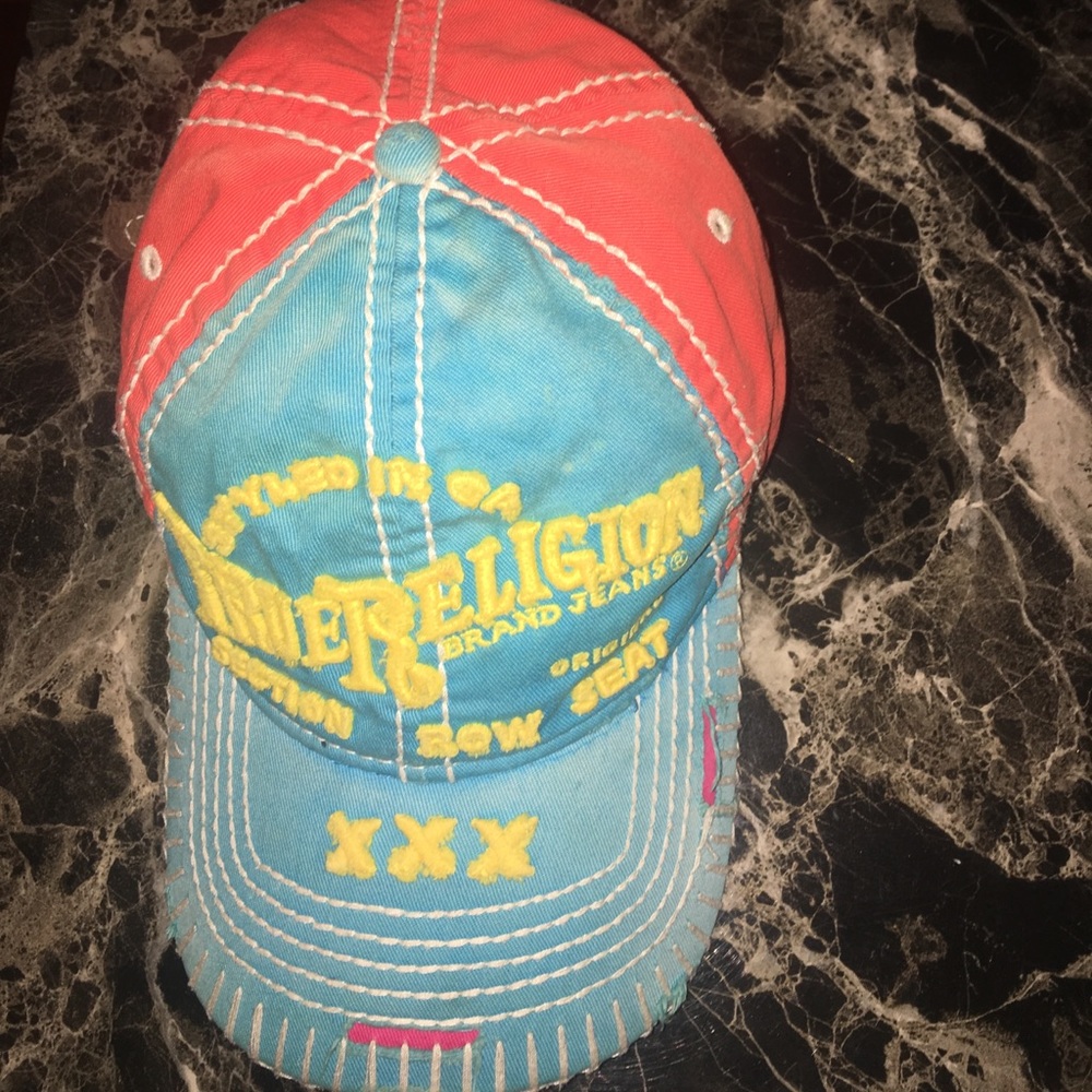 Authentic used true religion hat final sale/price