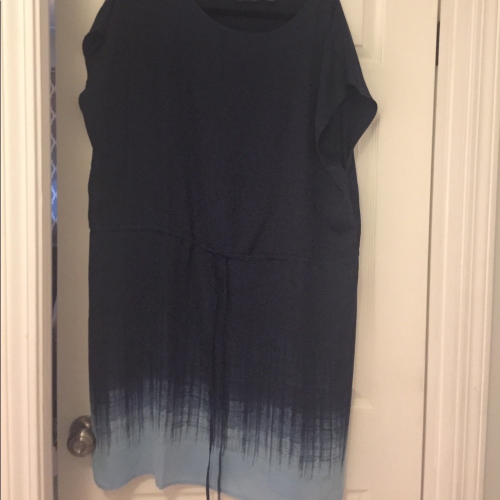 Blue ombré tie waist dress.