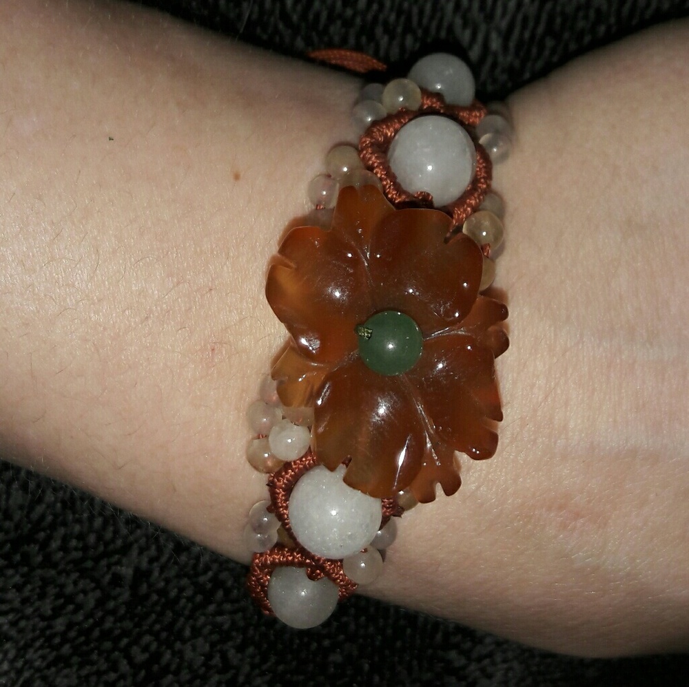 Jade flower bracelet