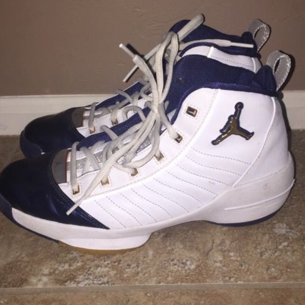 Youth Jordan Tennis shoes