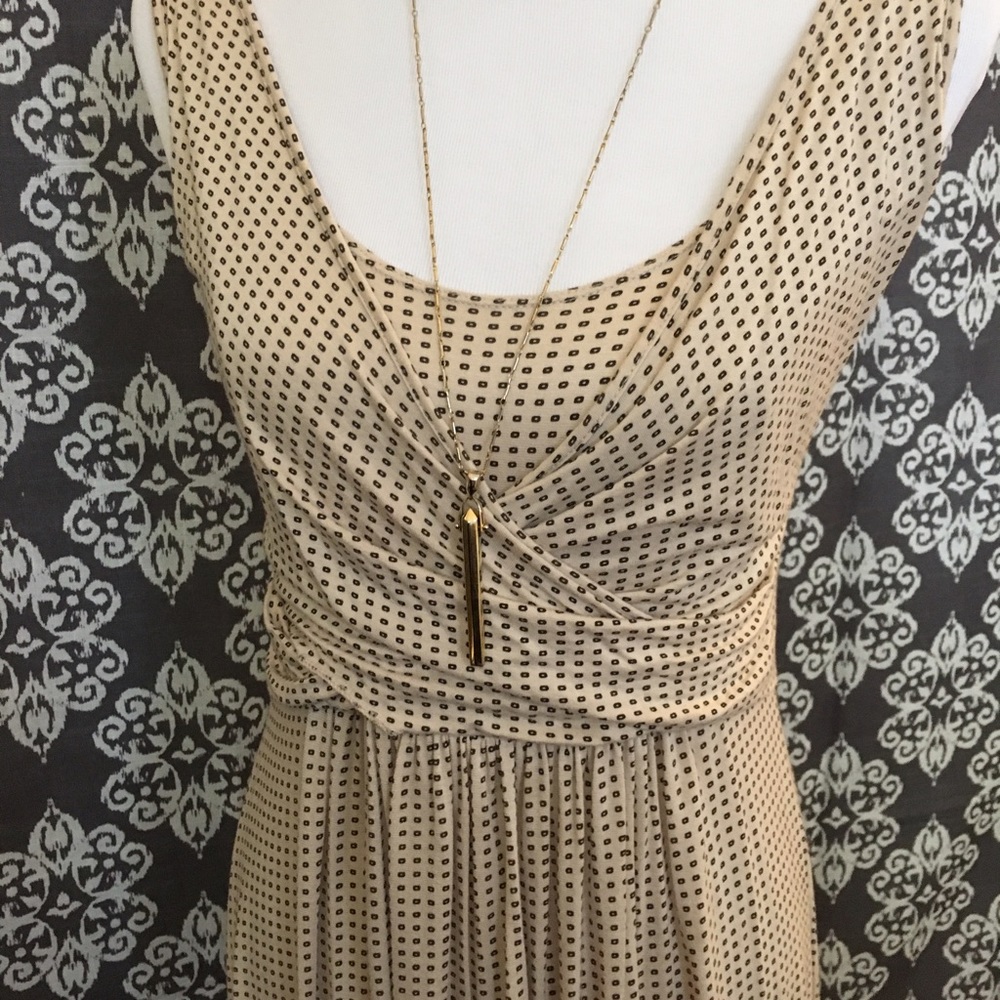 Mothers en Vogue Maternity/Nursing maxi dress