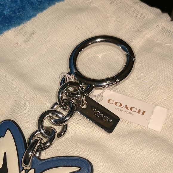💕SOLD💕NWTCoach Wolf Bag Charm /Key Ring - Picture 3 of 5