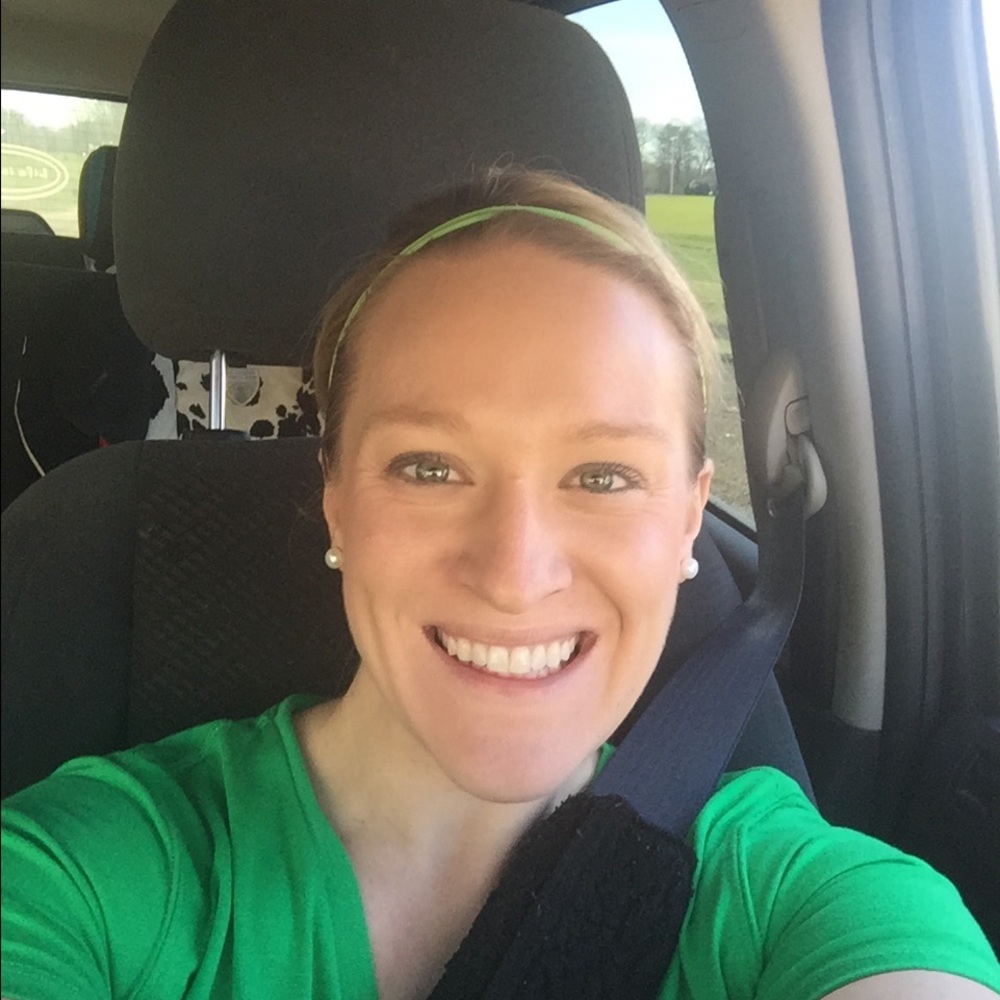 Meet your Posher, Kasie