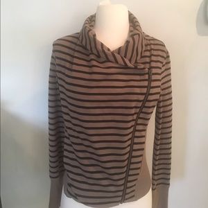 Nordstrom brand Caslon sweatshirt jacket