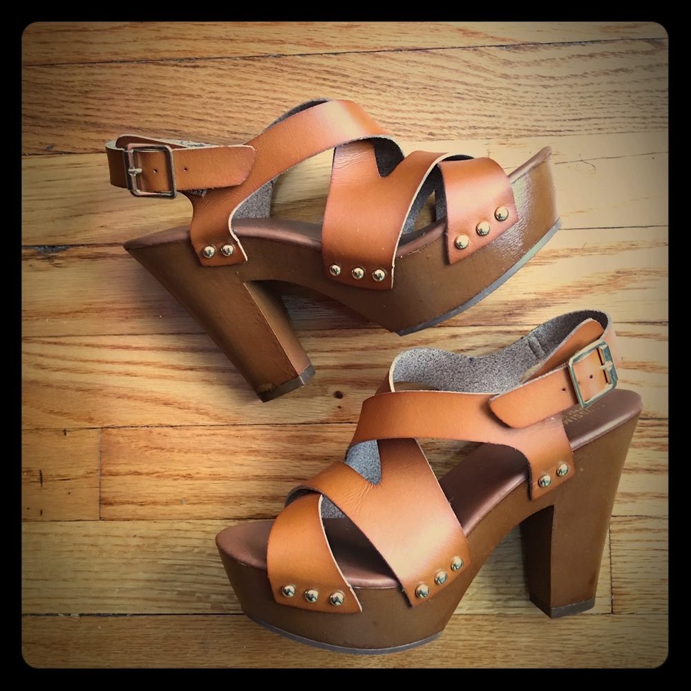 Mossimo Chestnut Sandals