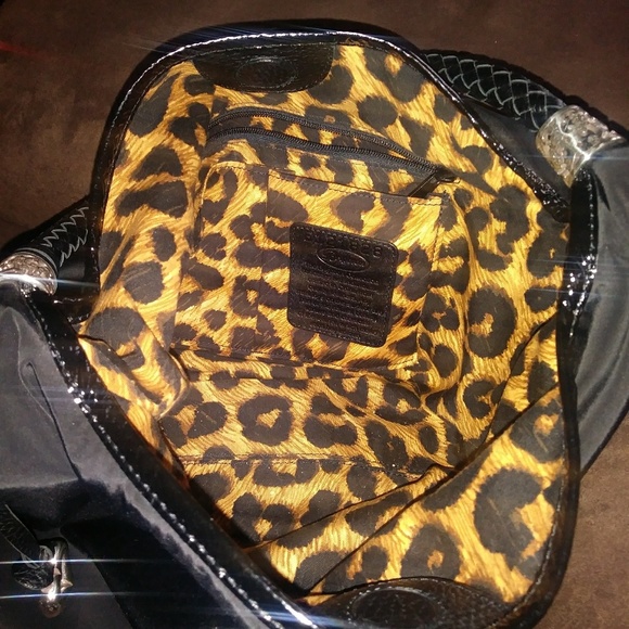 Handbag - Picture 2 of 3