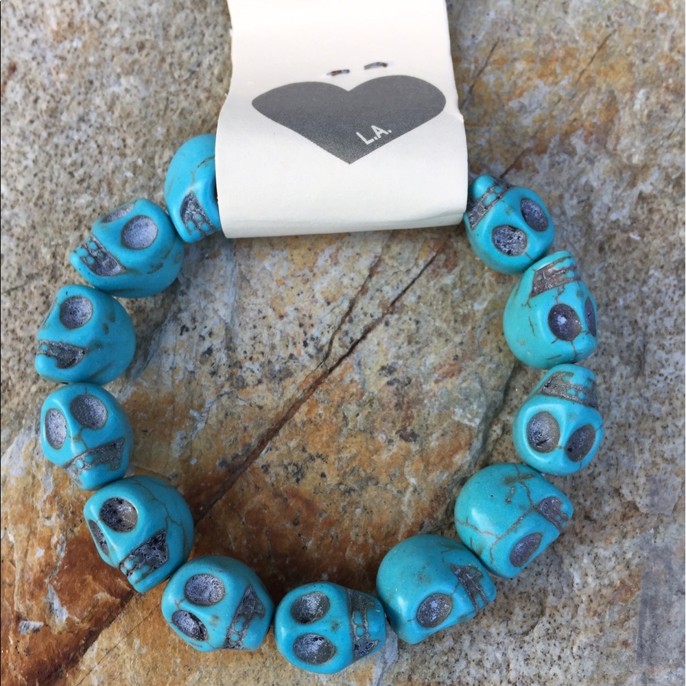 Salty Turquoise Stone Skull Bracelet NWT Halloween