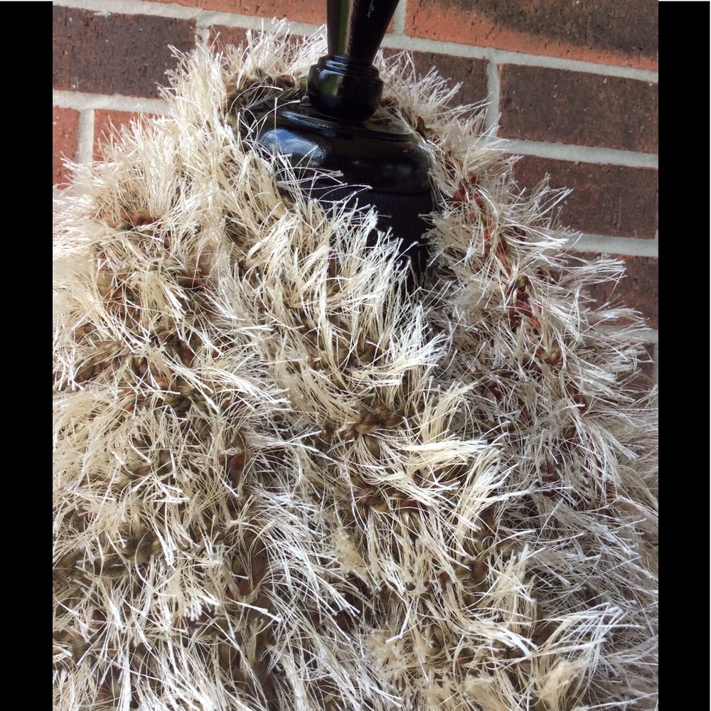 Funky Scarf - Picture 2 of 2