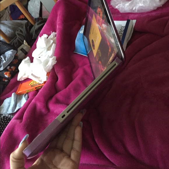 MacBook Pro - Picture 5 of 7