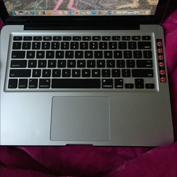 MacBook Pro - Picture 7 of 7