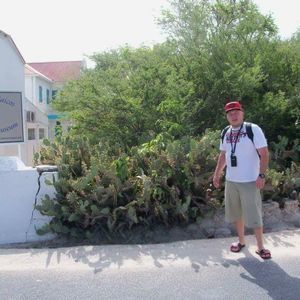 Meet your Posher, Carlos