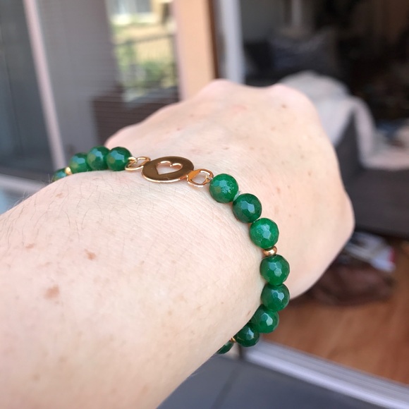 Heart Beaded Bracelet - Picture 6 of 8