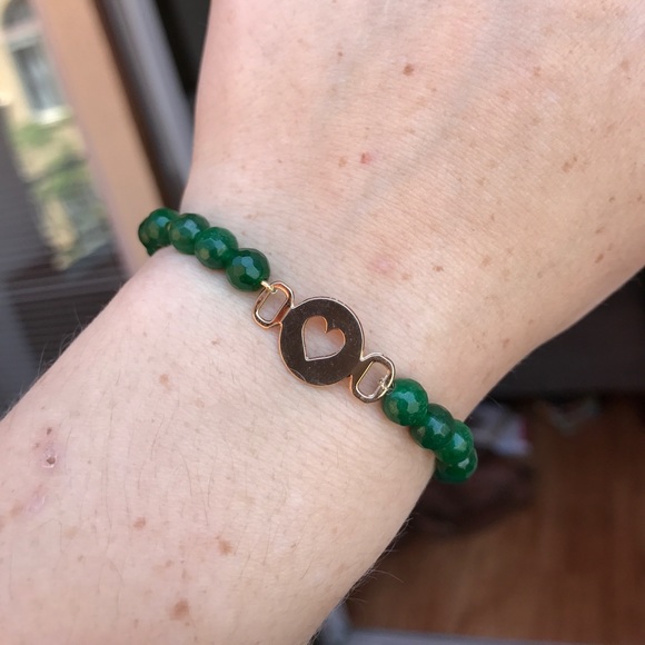 Heart Beaded Bracelet - Picture 5 of 8