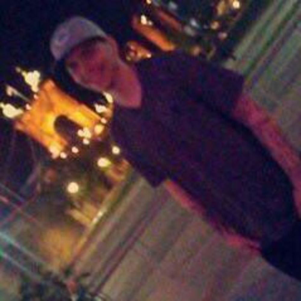 Meet your Posher, Aaron