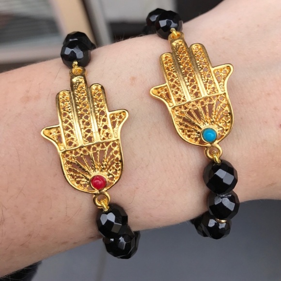 Hamsa black beaded stretch bracelet - Picture 6 of 10