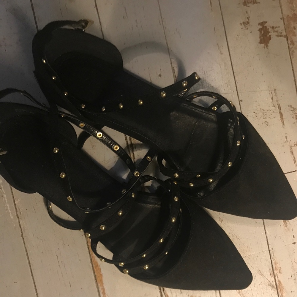 🖤 Strappy flats!!!! BRAND NEW!!!