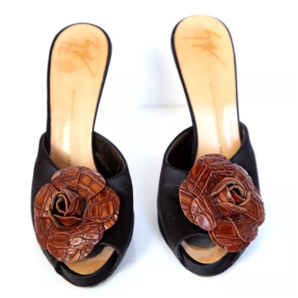 💜 Giuseppe Zanotti Black Satin Flower Shoes 37.5 - Picture 2 of 6