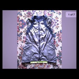 Lululemon Olive Green/Blk Running Vest Sz M/L