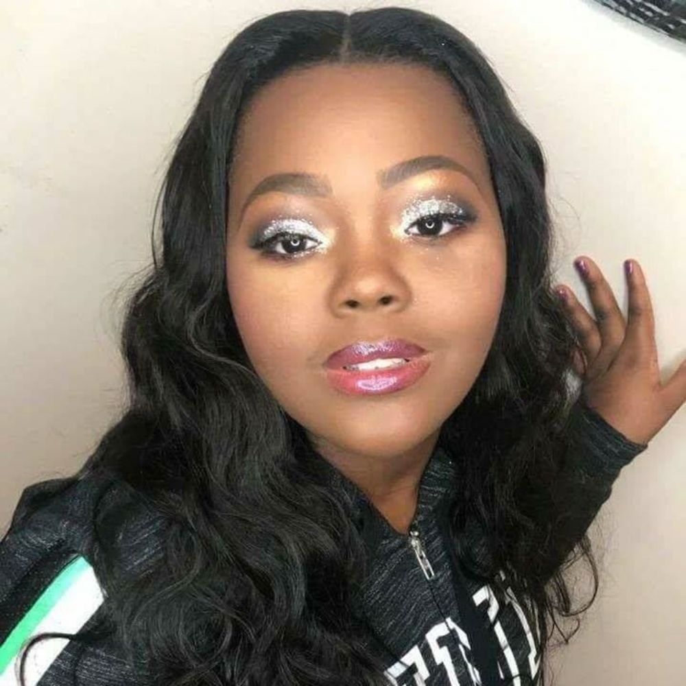 Meet your Posher, Jadah