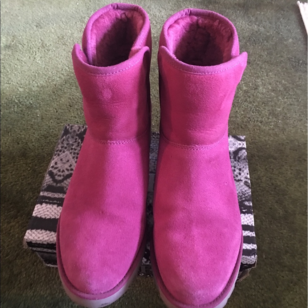 ORIGINAL UGG KRISTIN BOOTS