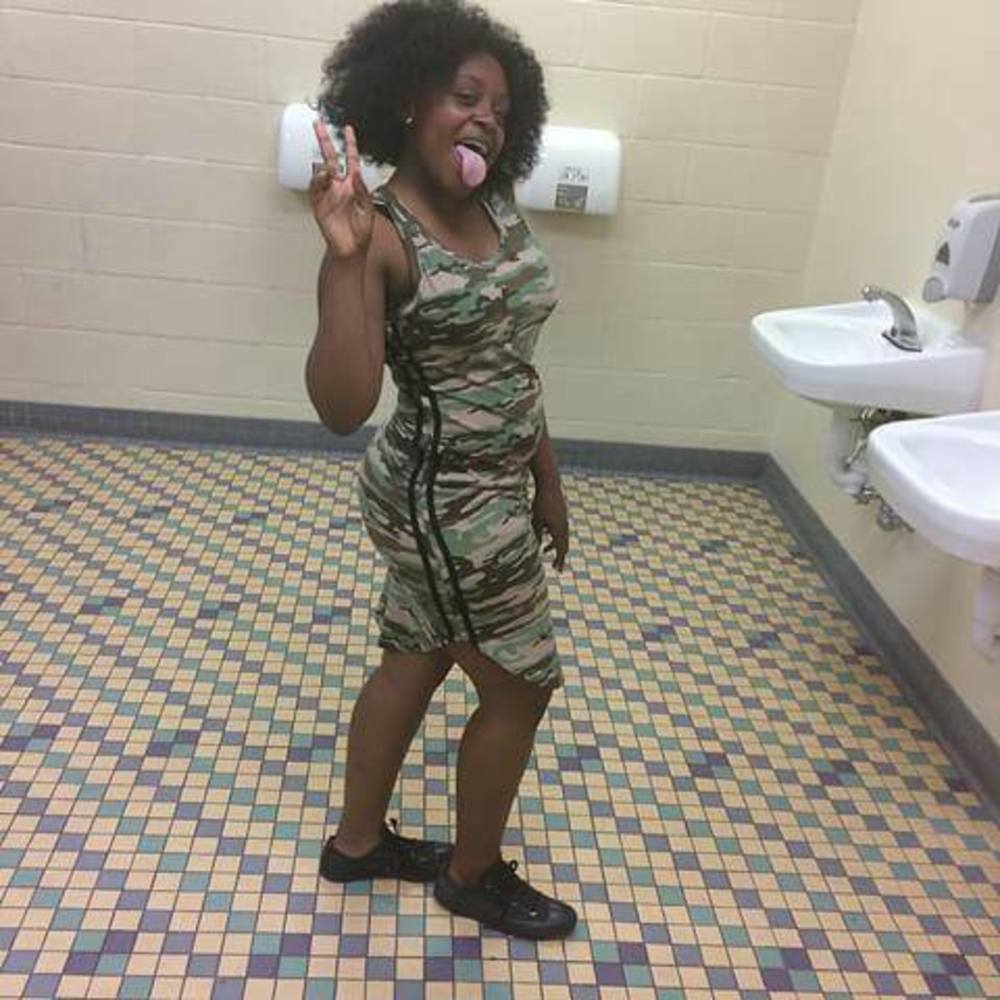 Meet your Posher, Johnay