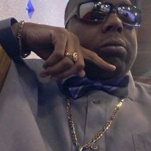 Meet your Posher, Gary