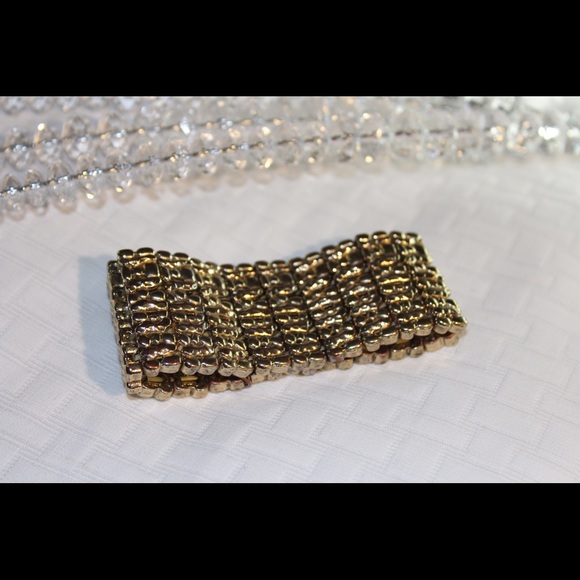 Comfortable stretchy gold bracelet - Picture 2 of 2