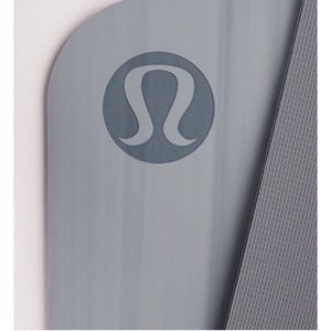 Lululemon 5mm reversible yoga mat