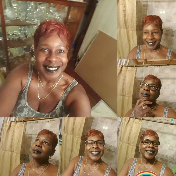 Meet your Posher, Joanne - Picture 1 of 1