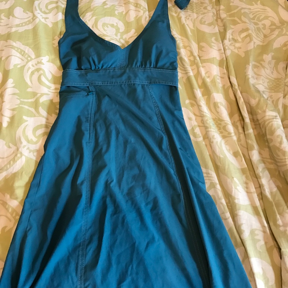 Athleta teal dress 👗