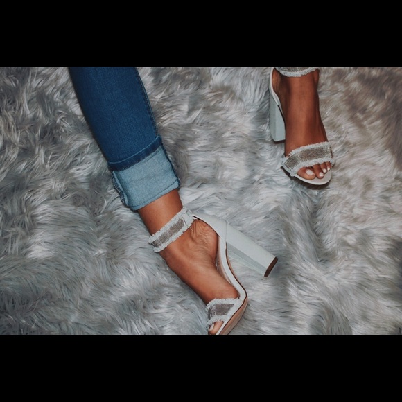 Jean heels - Picture 1 of 4