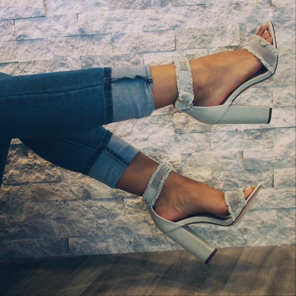 Jean heels - Picture 2 of 4