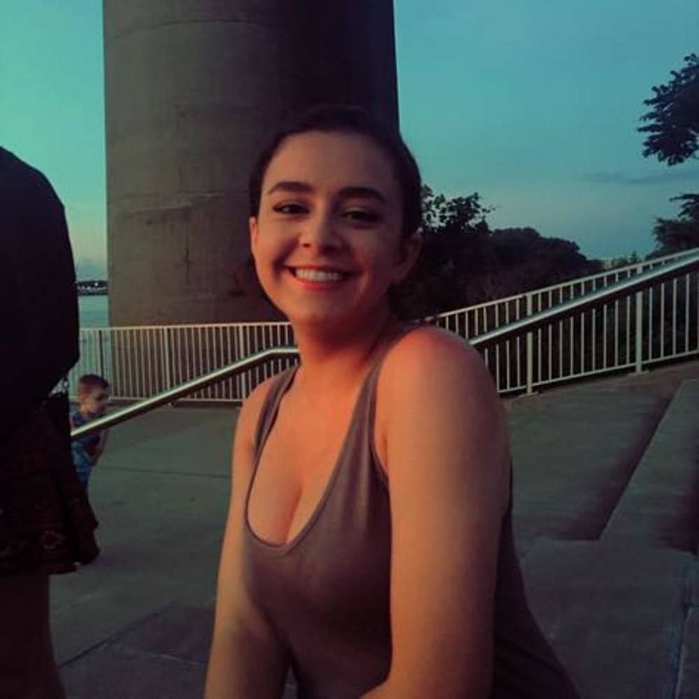 Meet your Posher, Natalie