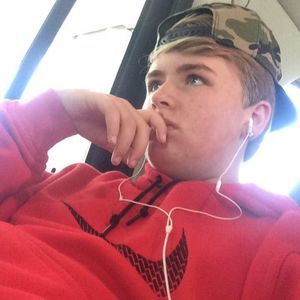 Meet your Posher, Hunter