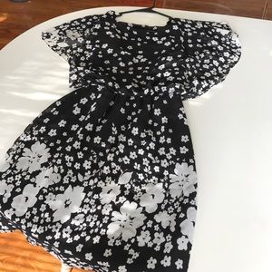 Olivia Matthews black flower dress size 6