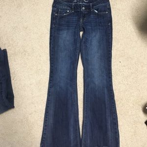 American Eagle Jeans. Artist size 6 short