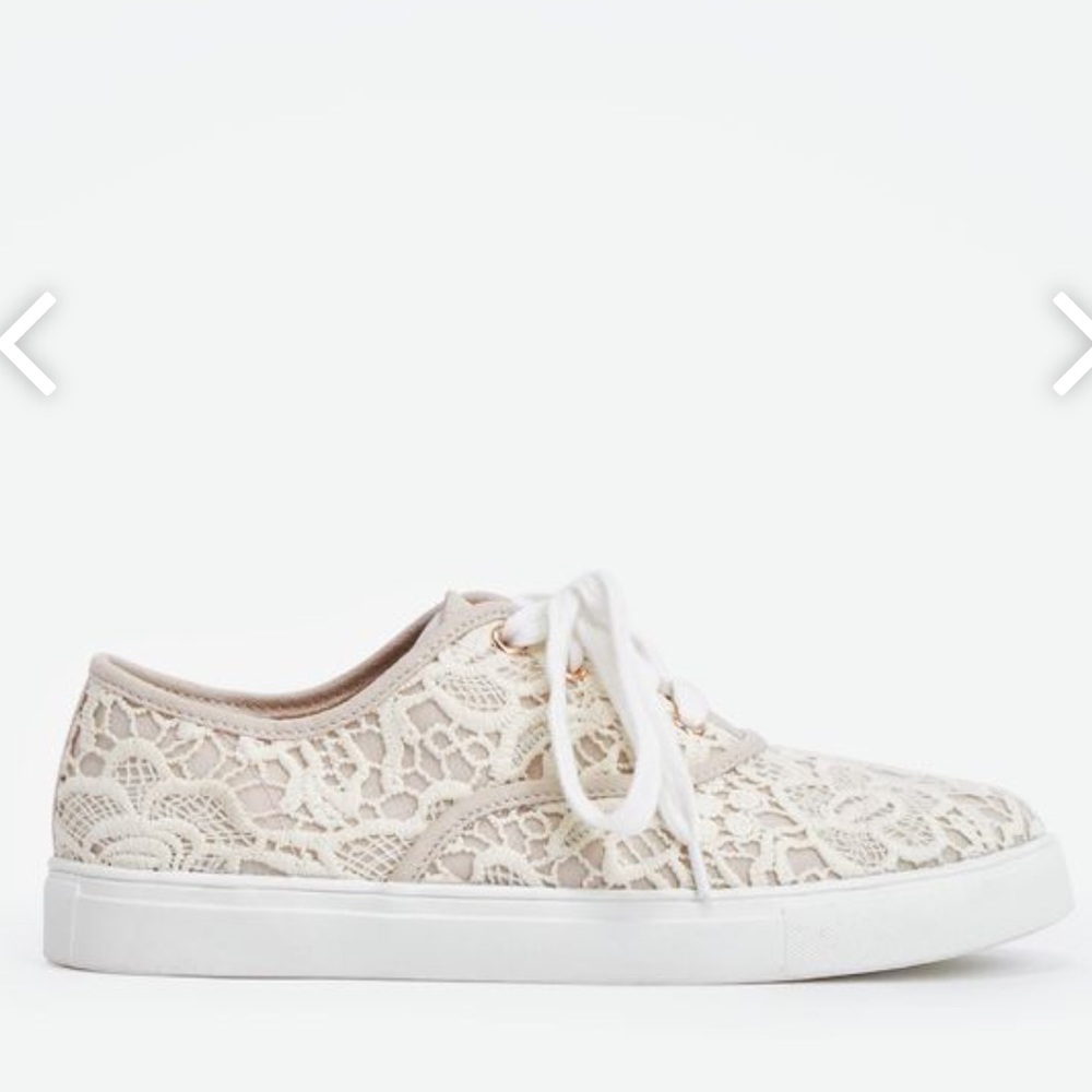 JUSTFAB Crochet Bridgette sneakers