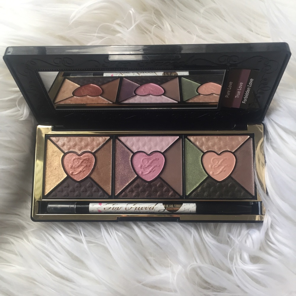 Too faced Love palette ππ - Picture 2 of 4