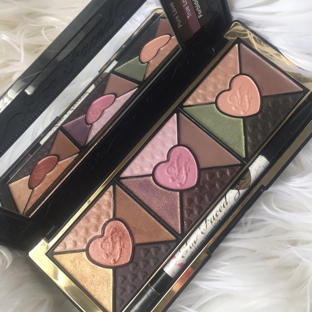 Too faced Love palette ππ - Picture 4 of 4