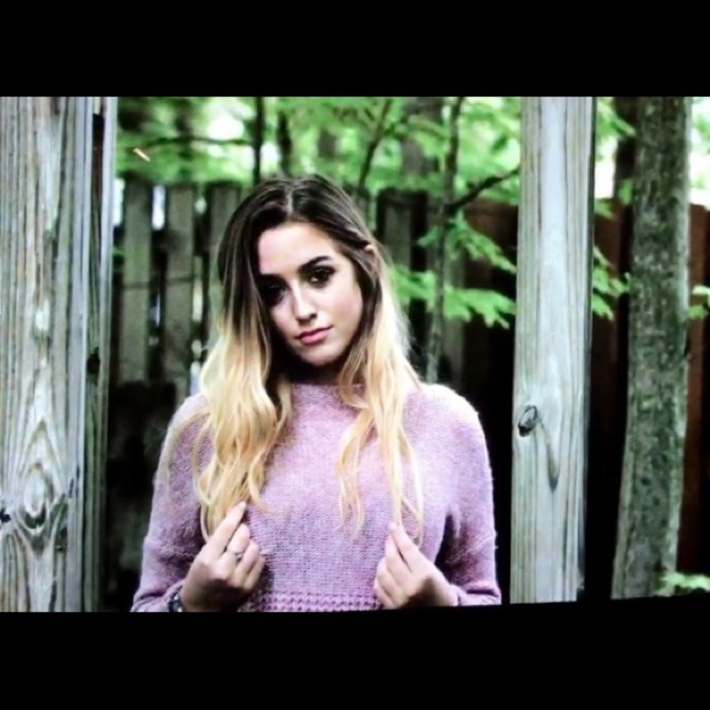 Meet your Posher, Joelle