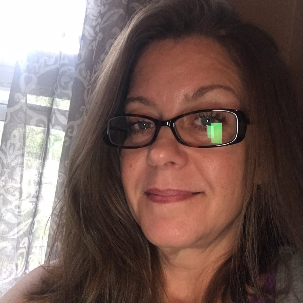 Meet your Posher, Janis