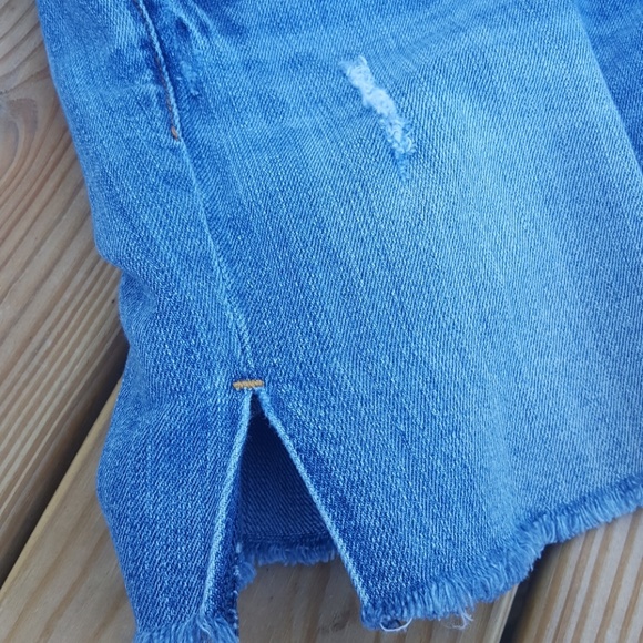 *donated* AE Denim cut-off Bermuda Shorts - Picture 7 of 7