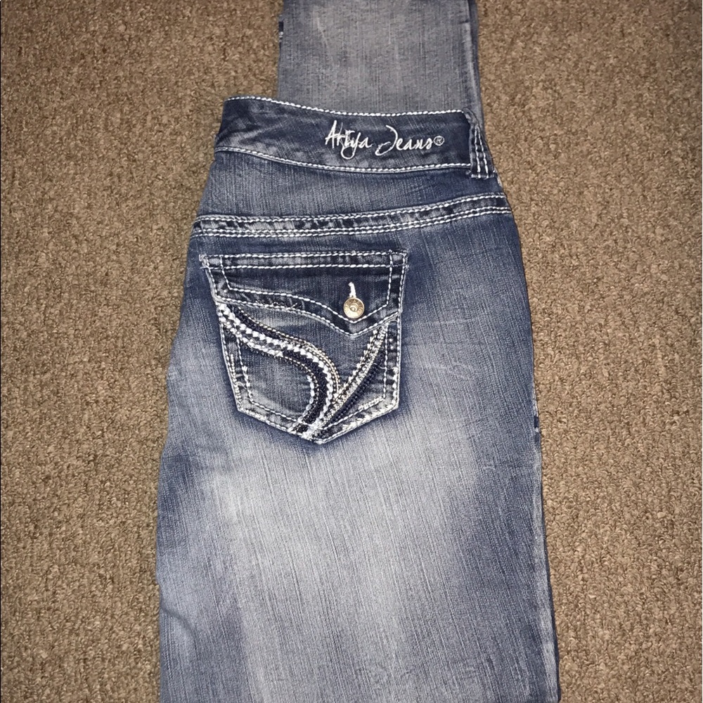 Women's jeans