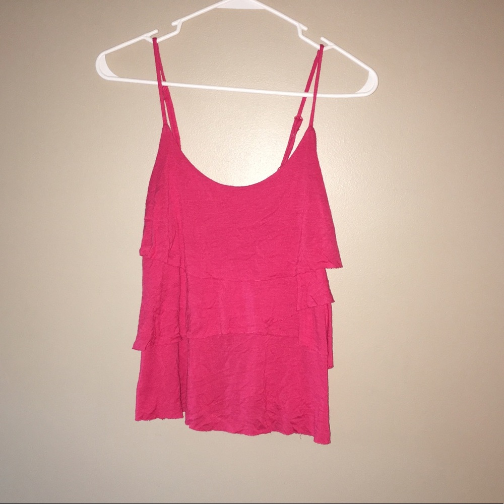 Guess✨ Ruffled Pink Tank Top✨