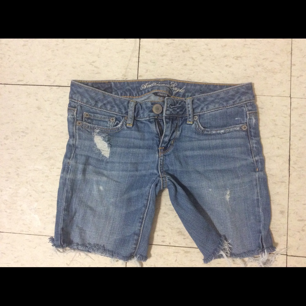 American Eagle Bermuda Shorts