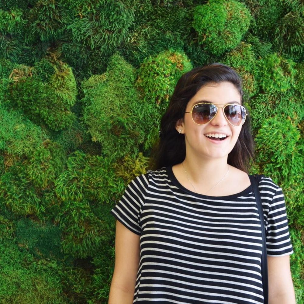 Meet your Posher, Reyna