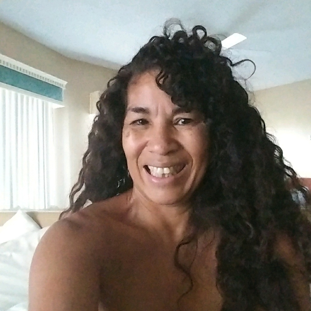 Meet your Posher, Juana