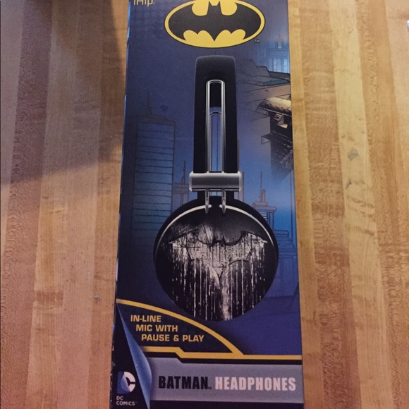 Batman Headphones - Picture 4 of 4
