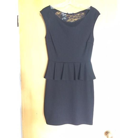 Black Dress - Picture 1 of 2