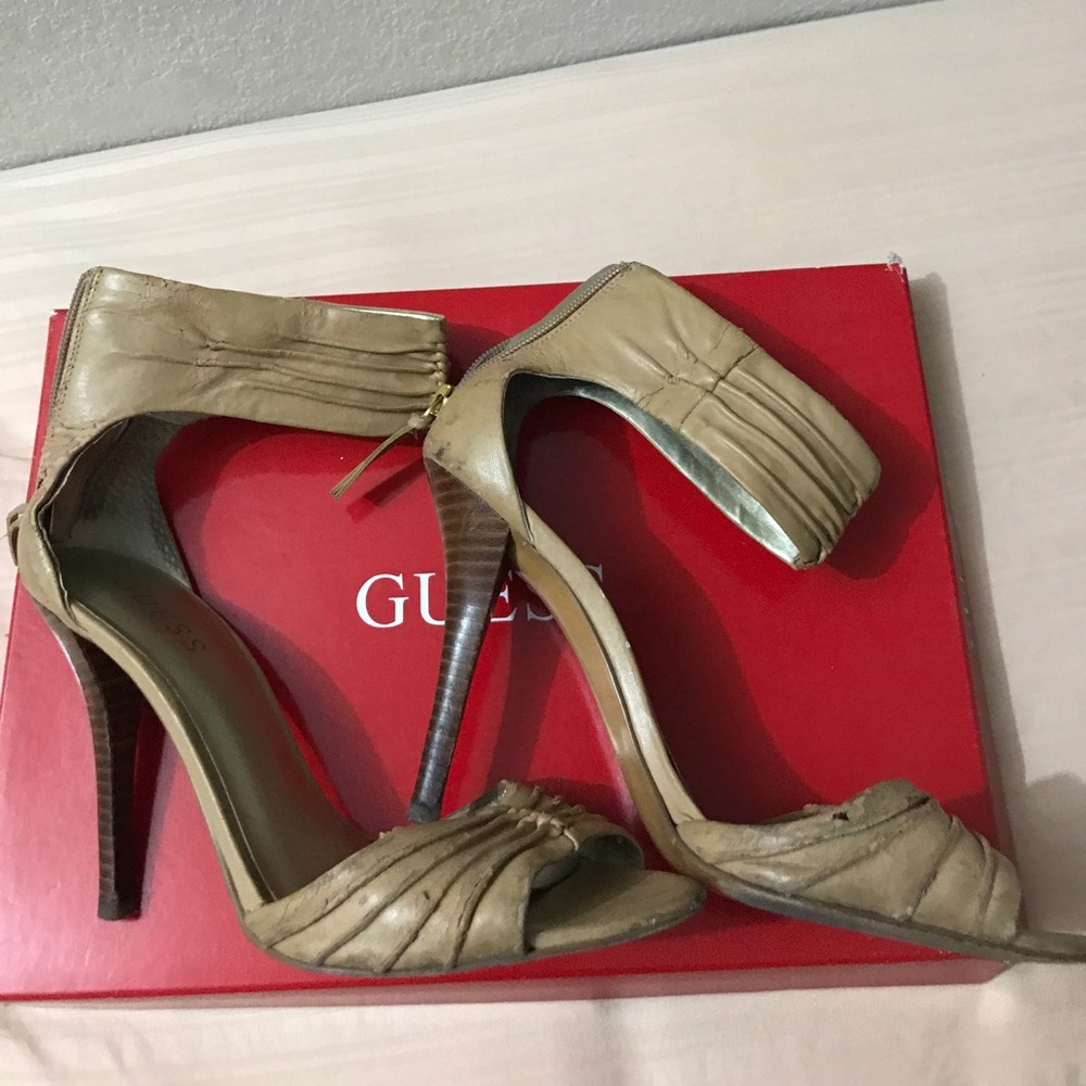 Guess Gfnolis nude heels